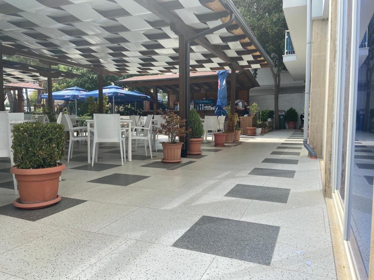 Hotel Center Park Velipojë Esterno foto