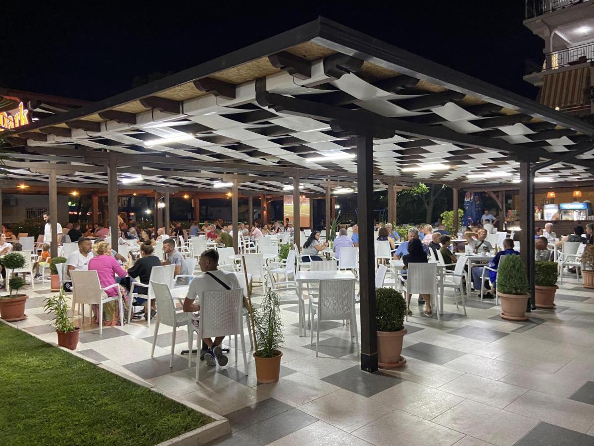 Hotel Center Park Velipojë Esterno foto